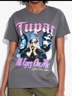 2PAC All Eyes On Me Graphic Tee Grey Pink/Blue Accents Crew Neck Cotton Sz L